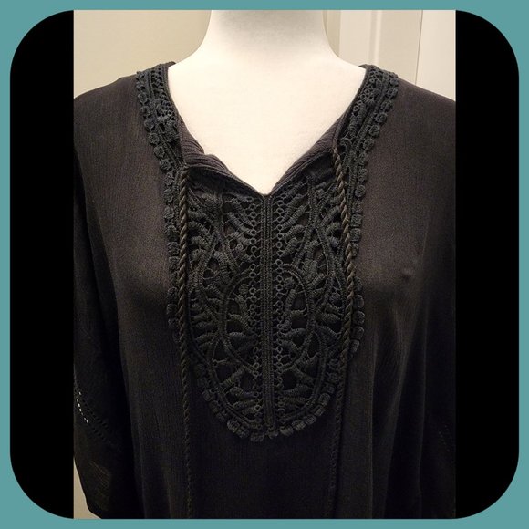 ONYX || Short Kaftan Sleeve Swim Coverup (SIZE M) - Picture 5 of 9